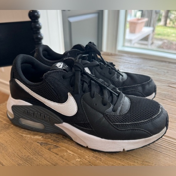 Nike Air Max - Picture 1 of 4